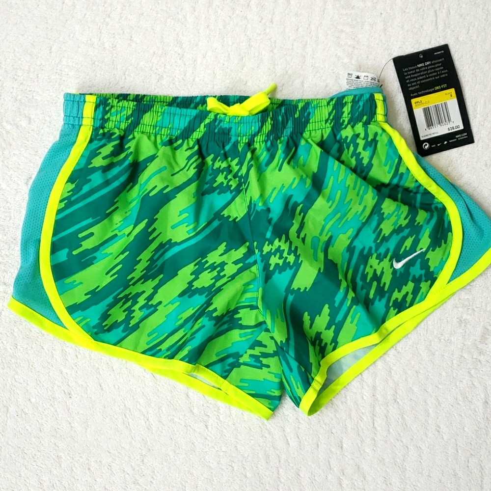 Nike girls S running dri-fit athletic shorts NWT